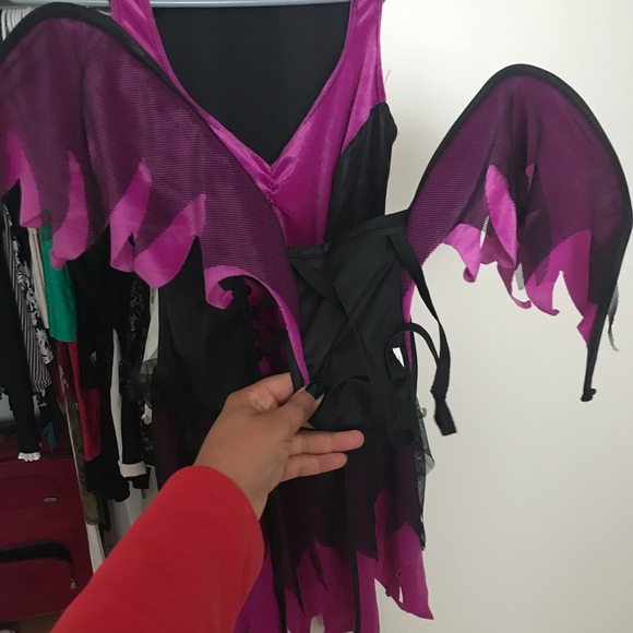 Halloween custome - Picture 2 of 2